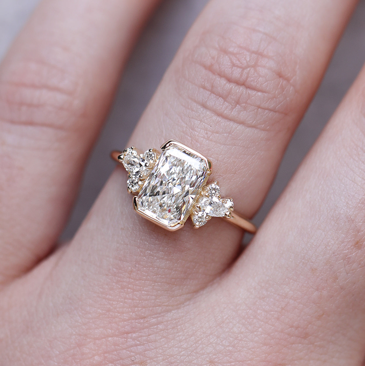 Beatrice Cluster Ring | Radiant