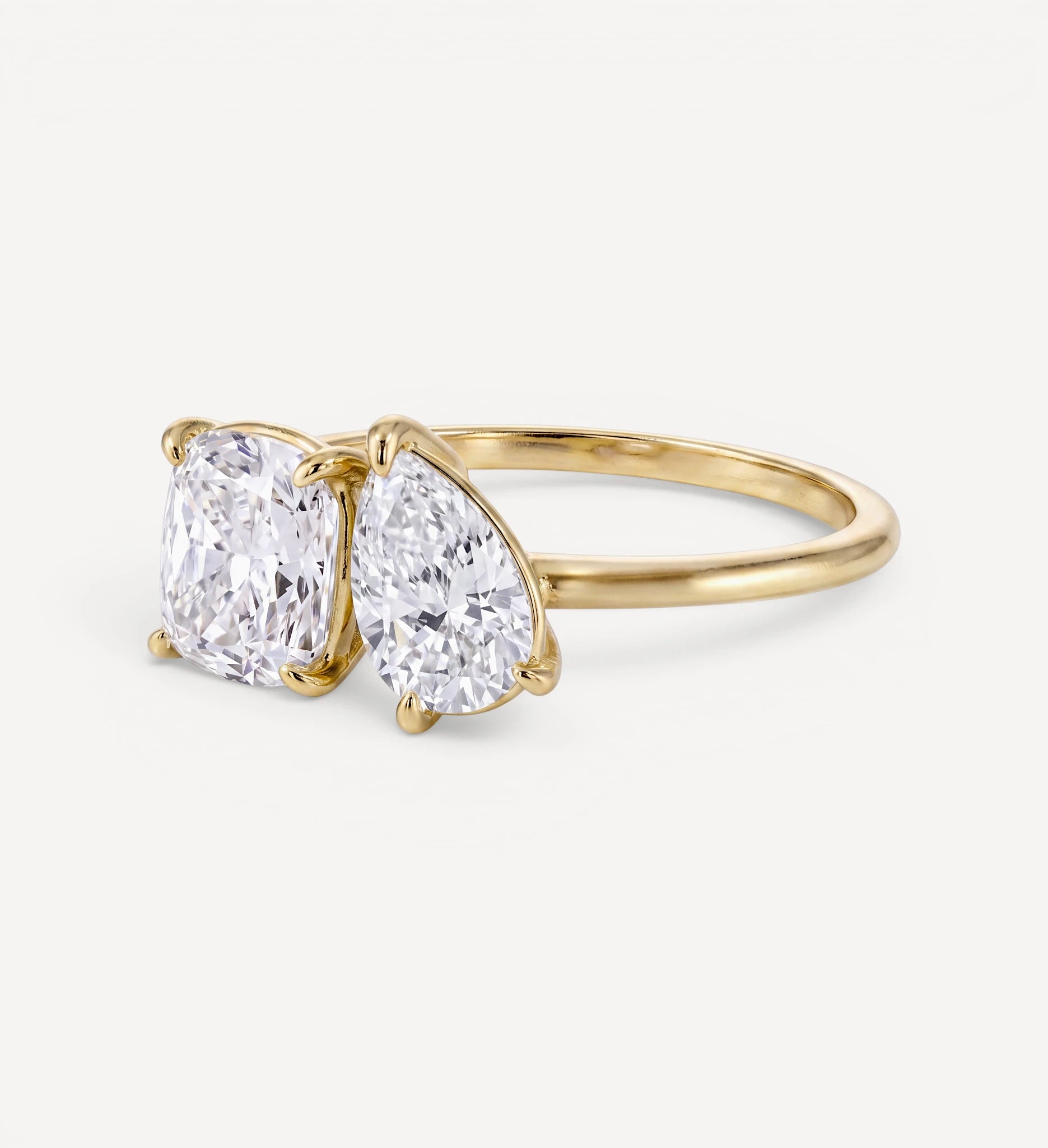Toi et Moi | cushion & pear diamond
