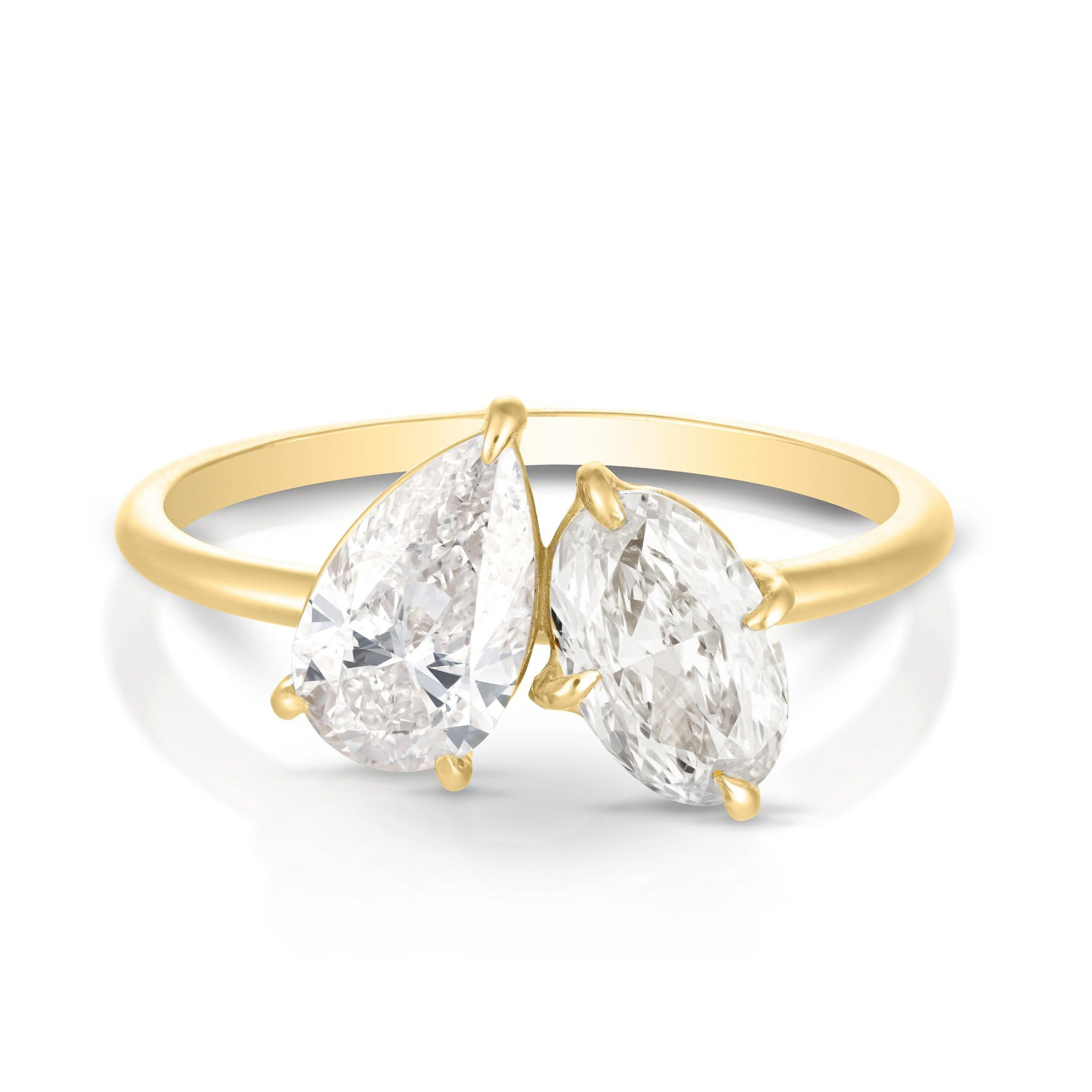 Toi et Moi | pear & oval diamond
