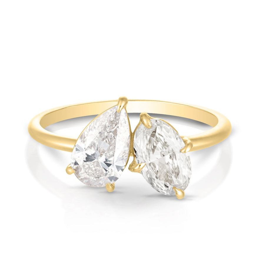 Toi et Moi | pear & oval diamond