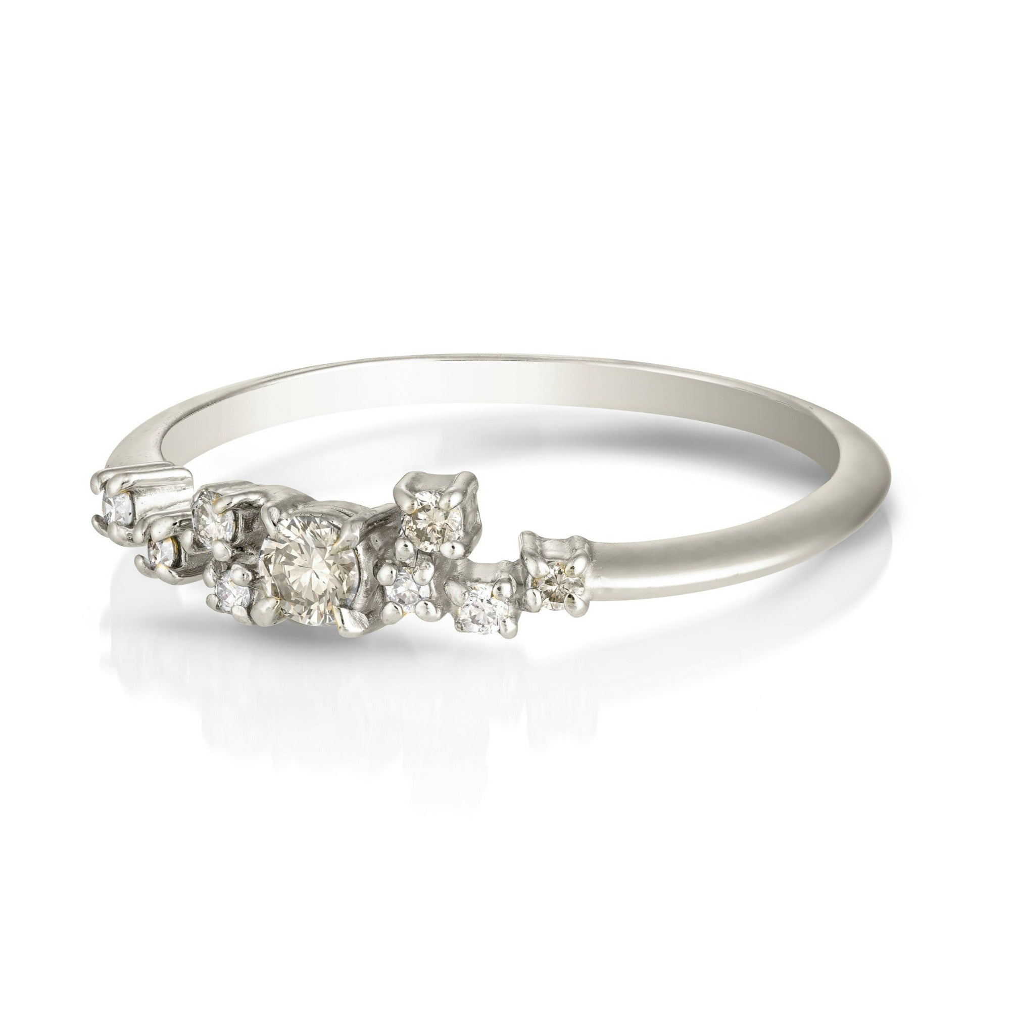 Esma ring | champagne diamonds