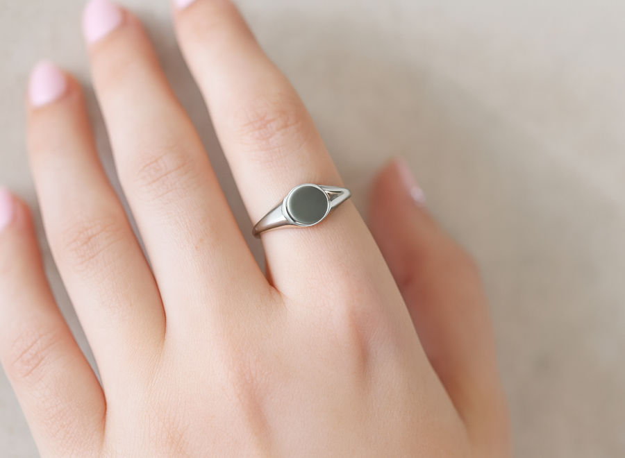 Round Signet | Engraved Initial