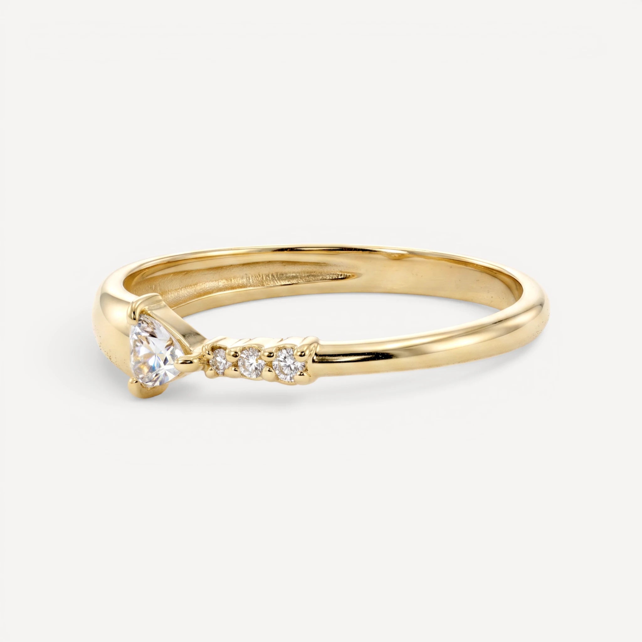 Viola Ring | white diamonds