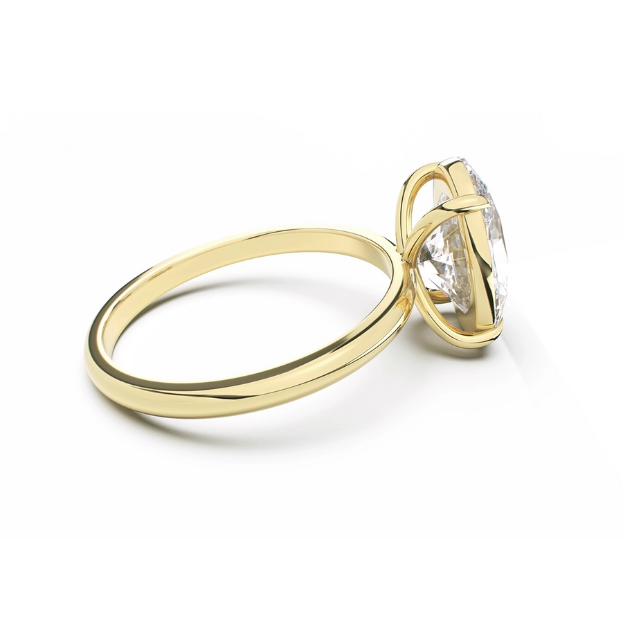 Willa Diamond Solitaire | Oval