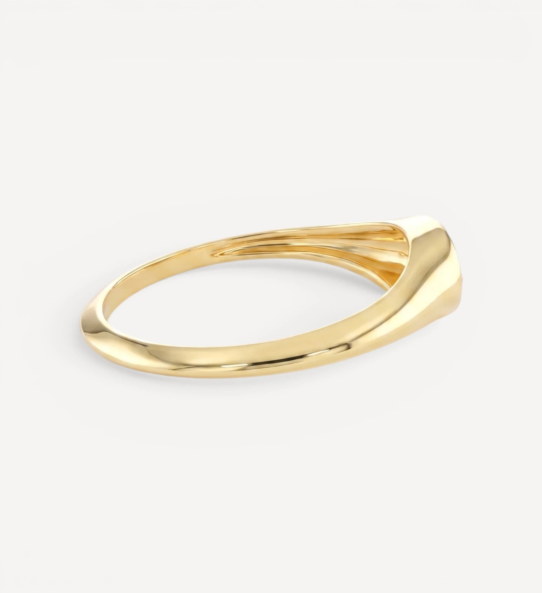 Leon Signet Ring | 0.30ct Oval Diamond