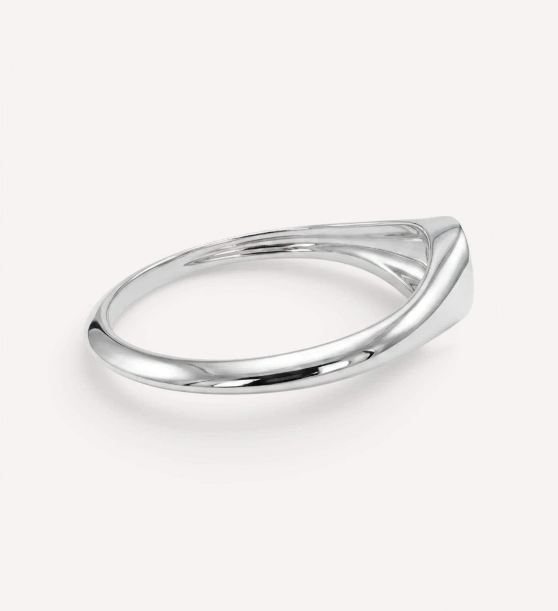 Petite Round Signet | Engraved Initial