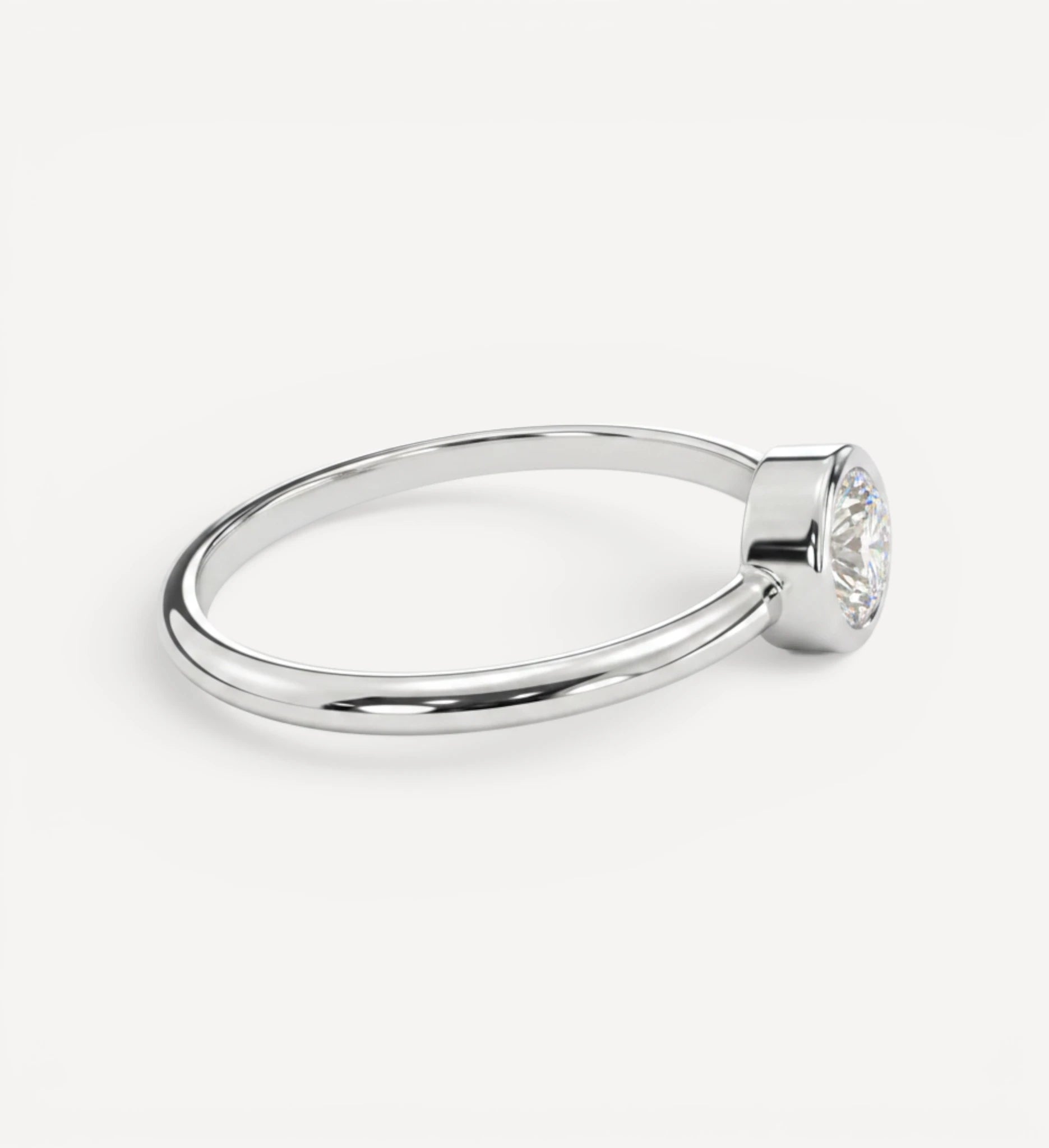 Petite Flow Ring | Round Diamond