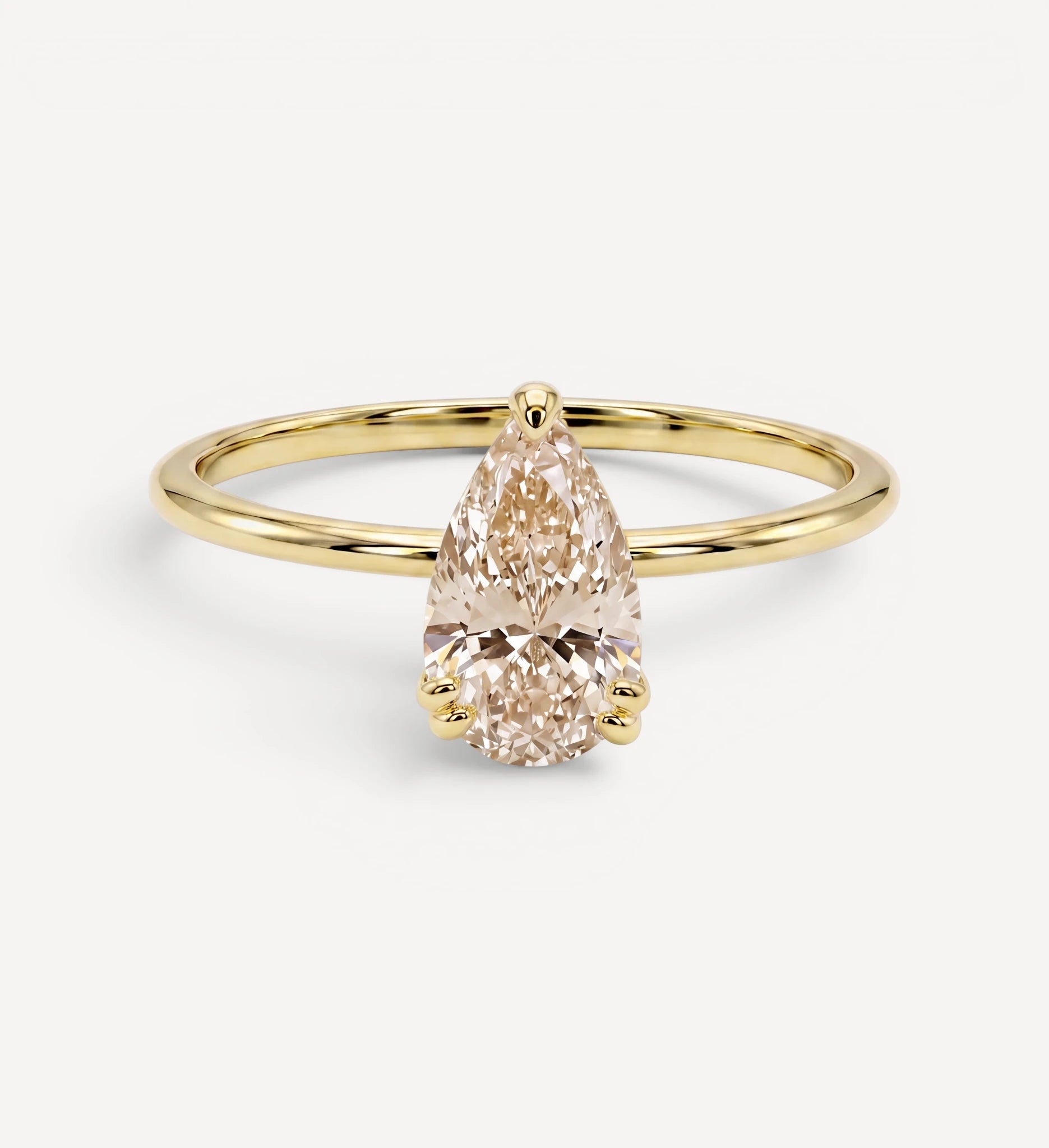Pear Solitaire | champagne diamond