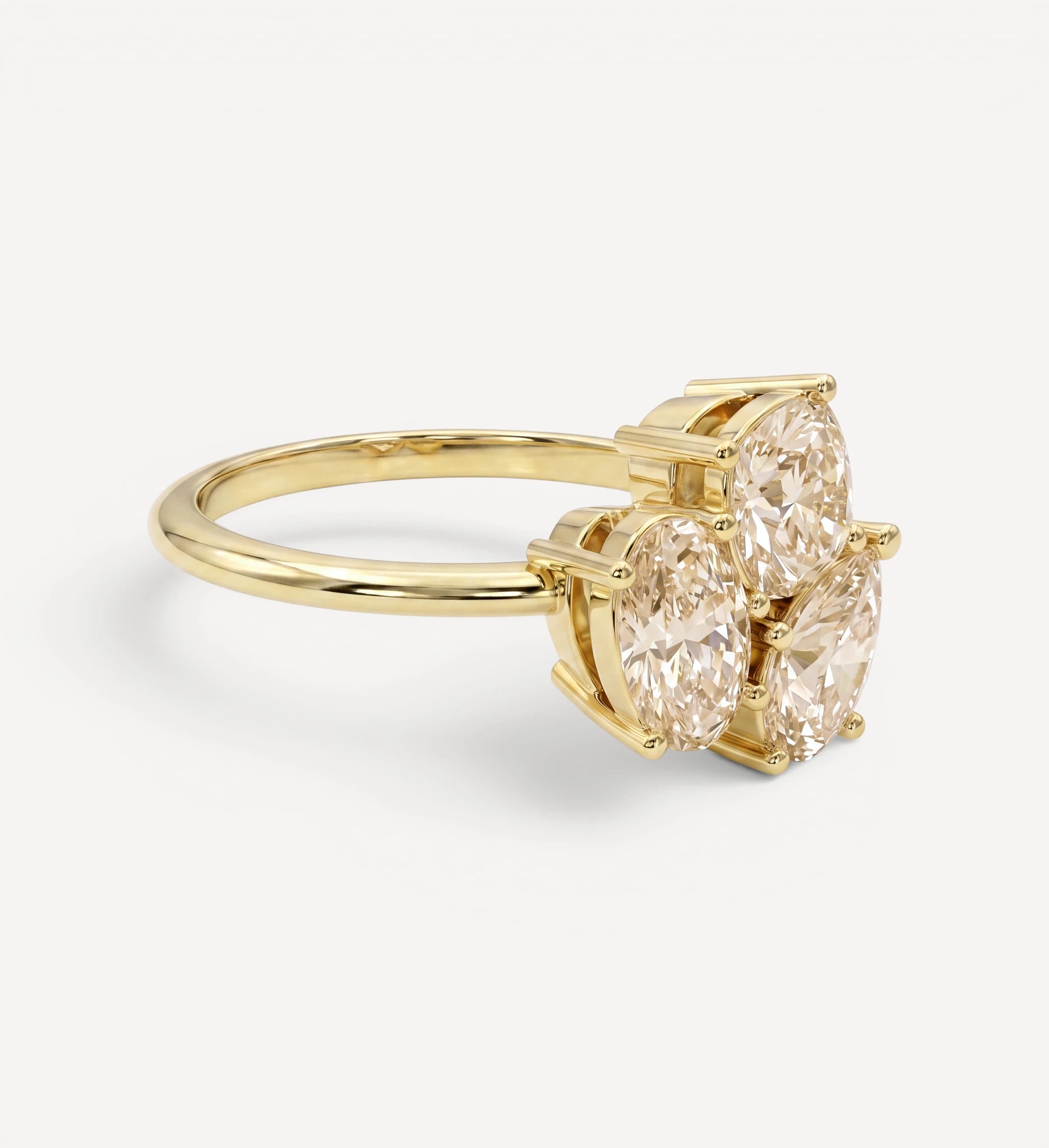 Triolet ring | champagne diamond