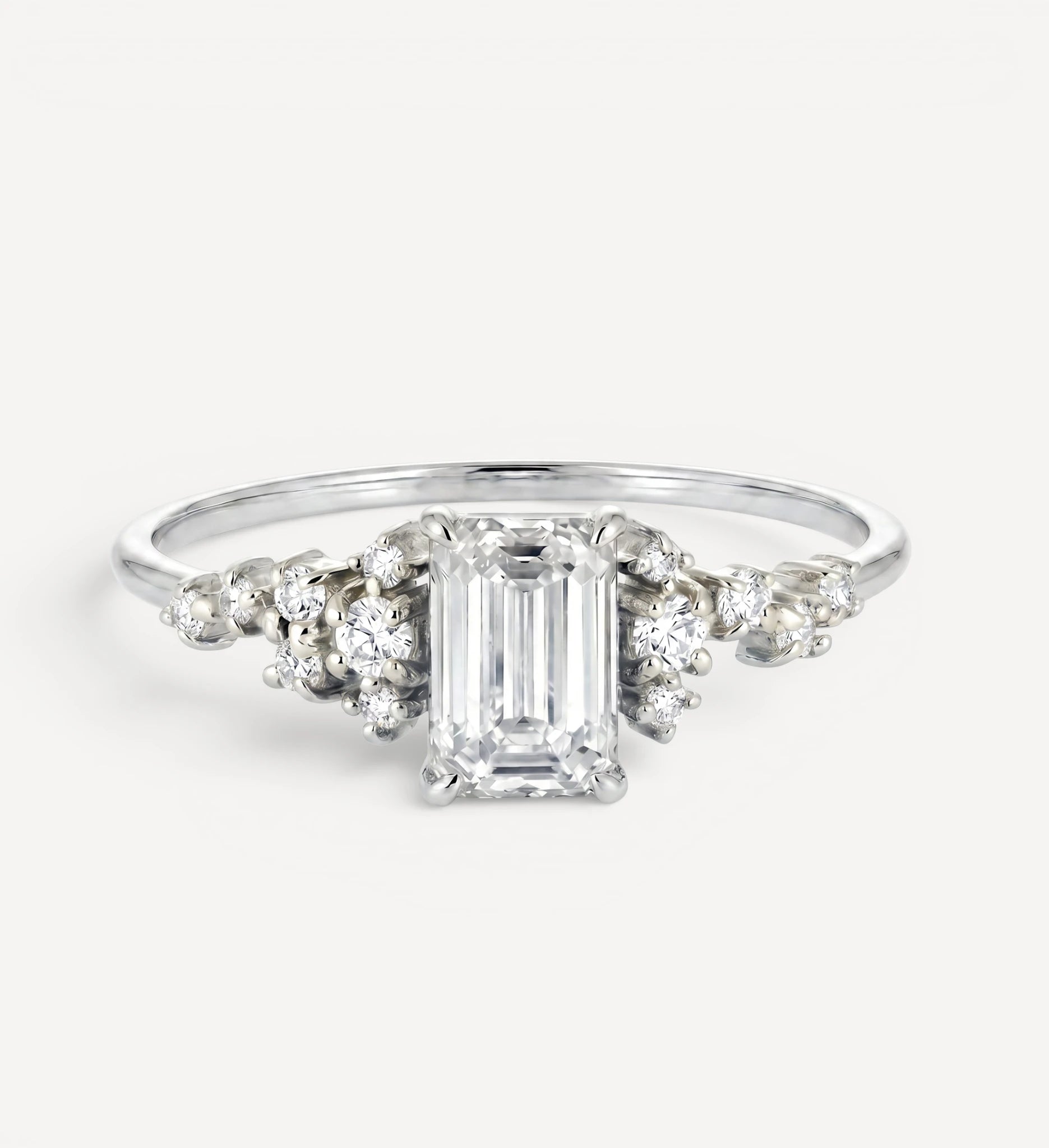 Selene ring | emerald diamond