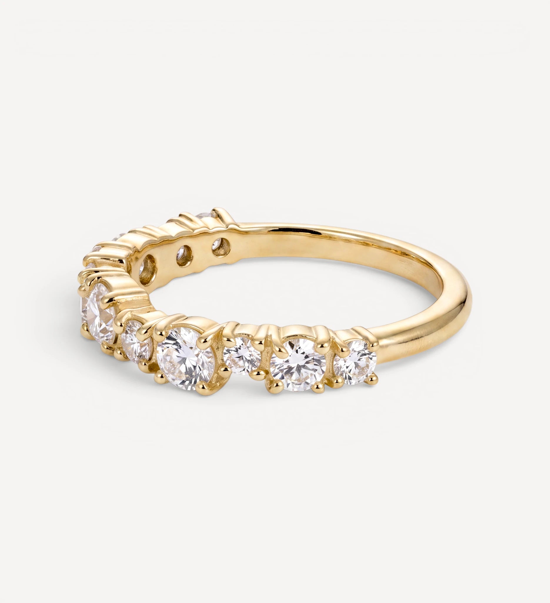 Round Cluster Eternity ring | diamond