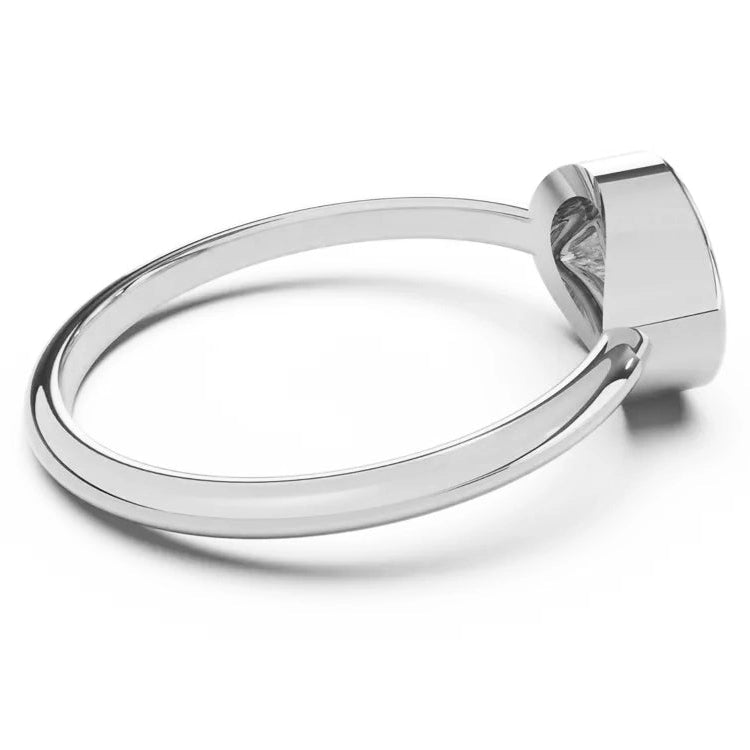 Flow Ring | Oval Diamond