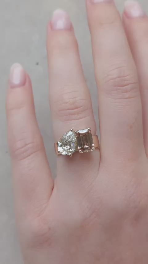 4.06ct Toi et Moi Pear & Emerald Diamond | One Of A Kind