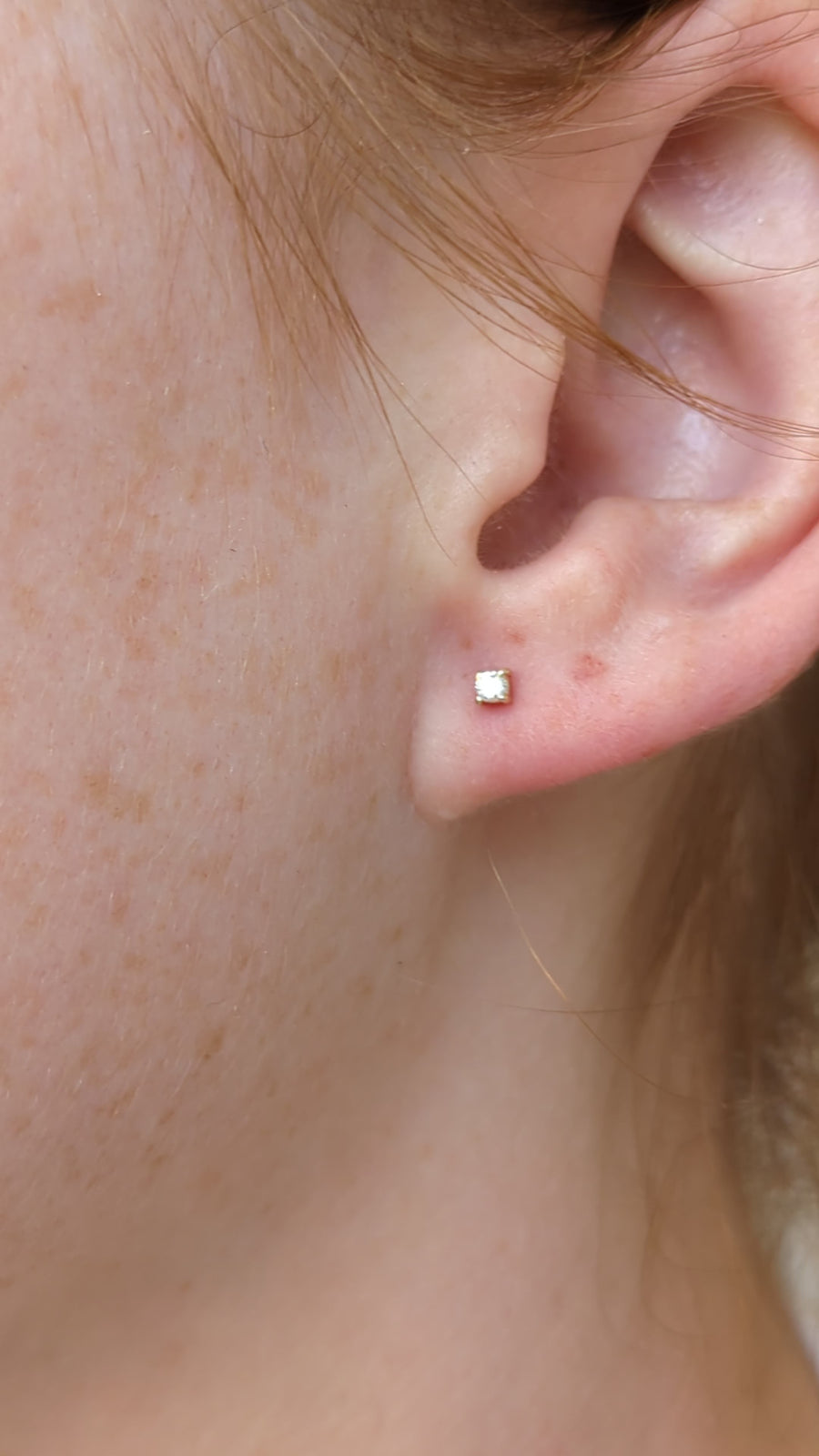 Petite Lena Diamond Studs II | white diamonds