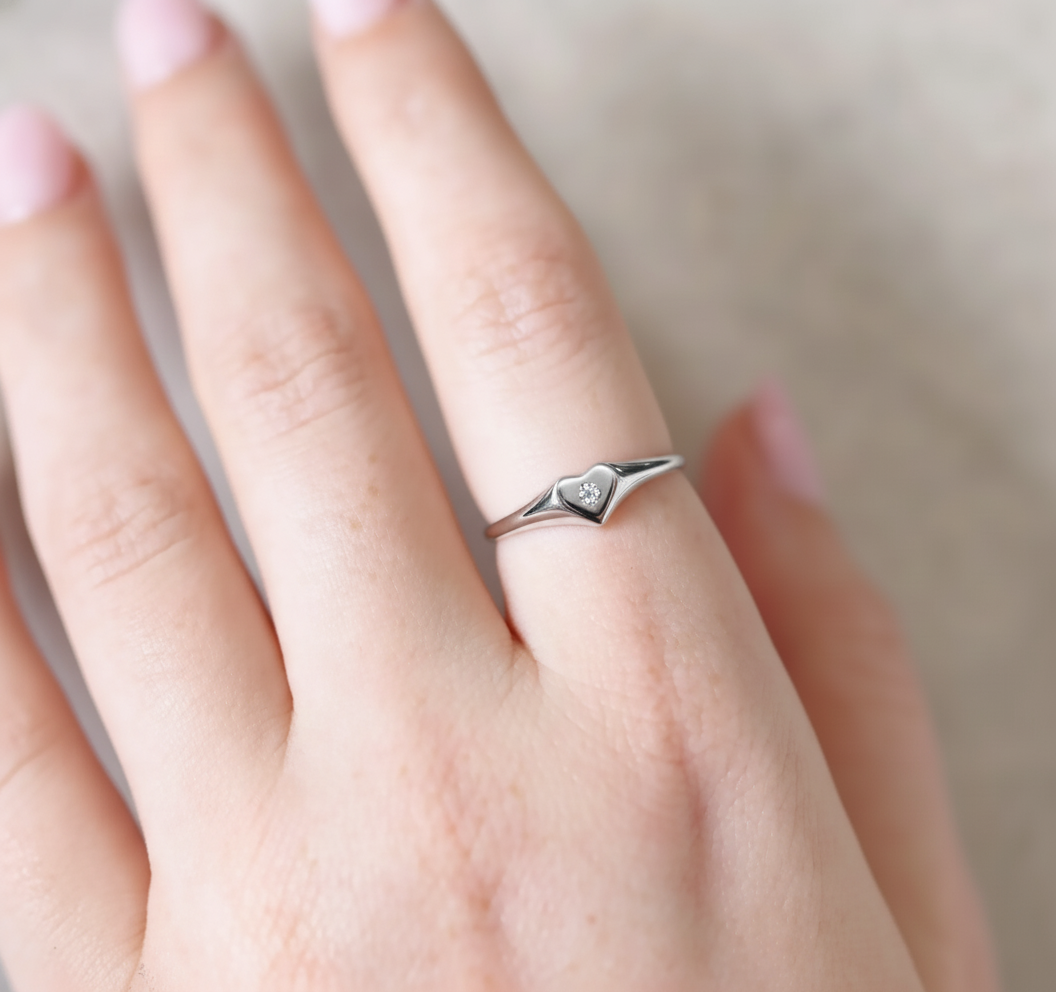 Monroe Signet Ring | Birthstone