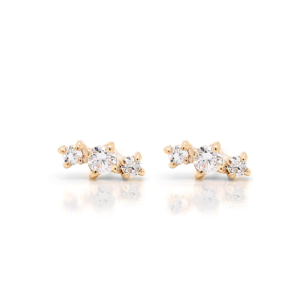 Lia studs II | white diamond