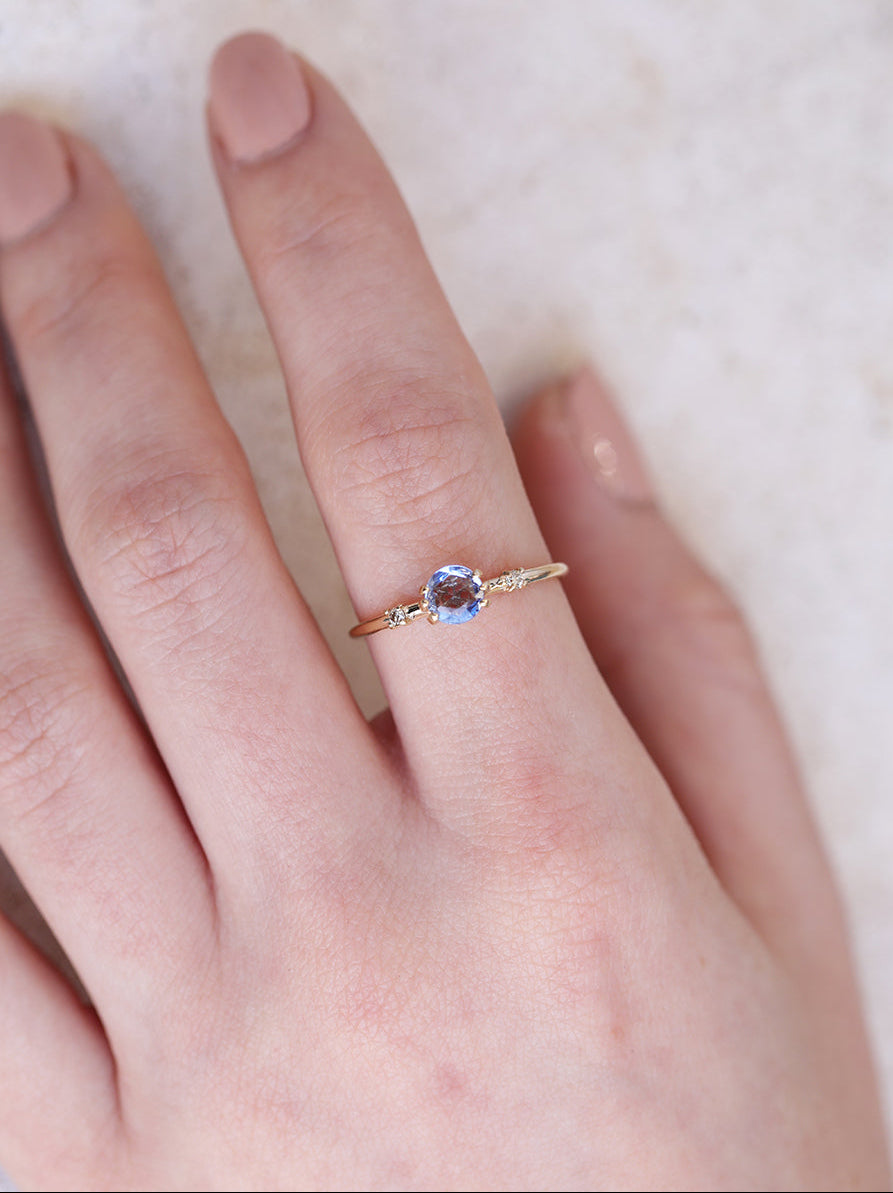 Lana | blue sapphire & diamonds