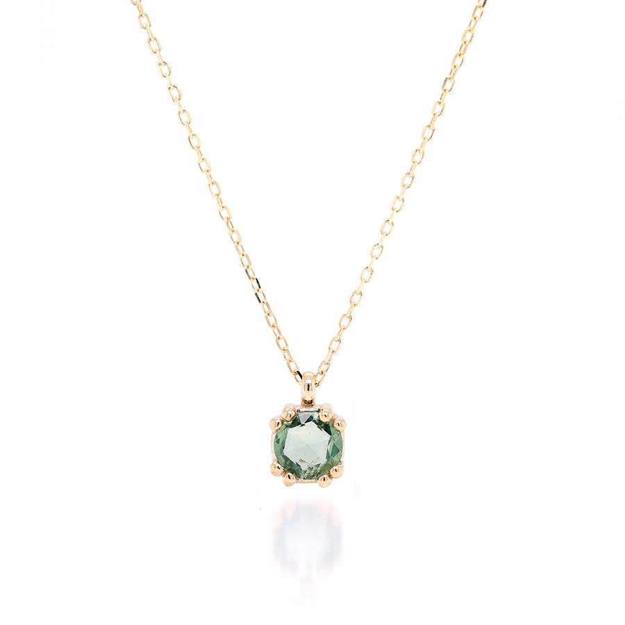 Venus necklace II | green sapphire